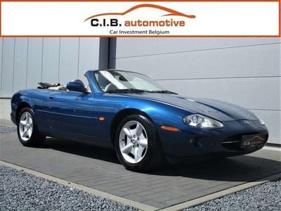 Jaguar XK8
