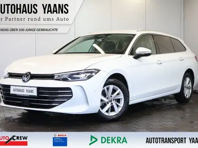 Gebraucht VW Passat Business 150 PS (110 kW) 2024 Weiß Kombi