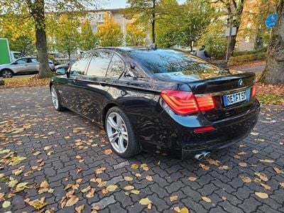 BMW 730