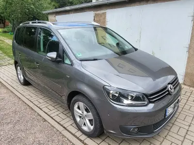 Gebraucht VW Touran Life 140 PS (102 kW) 2013 Grau Van / Kleinbus