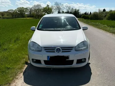 Gebraucht VW Golf V Trendline 122 PS (89 kW) 2008 Weiß Kleinwagen