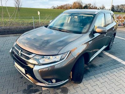 gebraucht Mitsubishi Outlander P-HEV PLUS 2.0 MIVEC PHEV 4WD