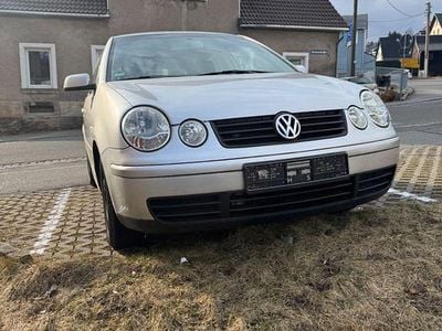 Gebraucht VW Polo Comfortline 54 PS (39 kW) 2005 Silber Kleinwagen