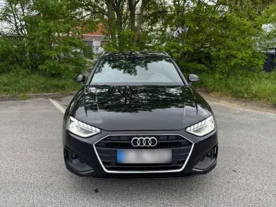 Gebraucht Audi A4 Ambiente 136 PS (100 kW) 2021 Schwarz Kombi
