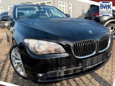 Begagnad BMW 740 306 HK (225 kW) 2012 Svart Sedan
