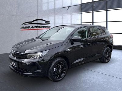 Używany Opel Grandland X GS Line 131 KM (96 kW) 2024 Czarny SUV