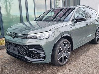 Ny VW Tiguan R-line 272 HK (200 kW) 2026 Grøn SUV