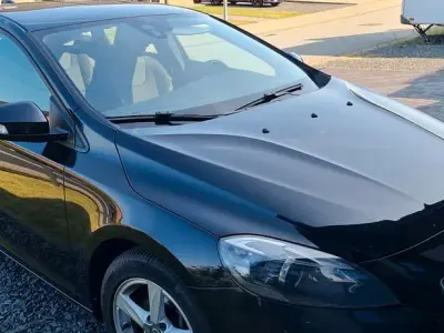 Gebraucht Volvo V40 150 PS (110 kW) 2013 Schwarz Limousine
