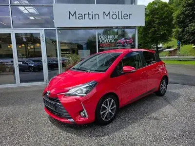 Gebraucht Toyota Yaris Basis 111 PS (81 kW) 2018 Vulcanorot