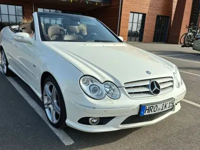 Używany Mercedes CLK200 Edition 184 KM (135 kW) 2009 Biały Kabriolet