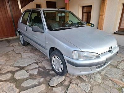 Peugeot 106
