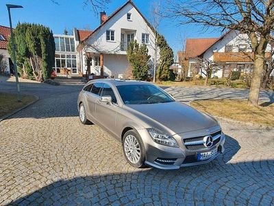 Mercedes CLS500 Shooting Brake