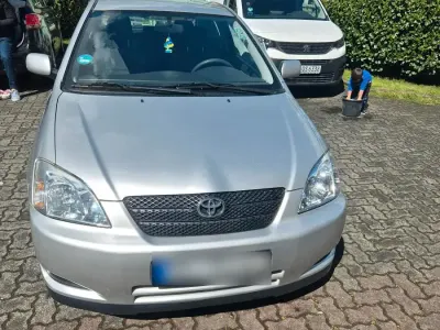 Occasion Toyota Corolla 96 ch (70 kW) 2001 Gris Citadine