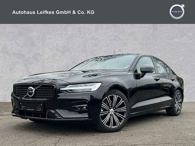 Gebraucht Volvo S60 Plus 197 PS (144 kW) 2024 Schwarz Limousine