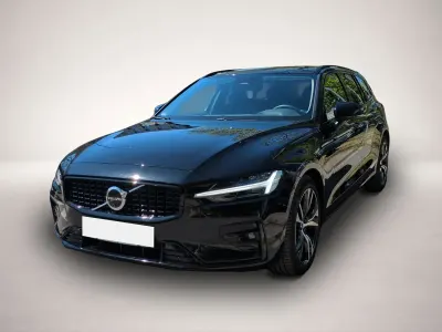 Gebraucht Volvo V60 Plus 197 PS (144 kW) 2024 Schwarz Kombi
