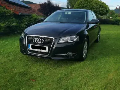 Gebraucht Audi A3 105 PS (77 kW) 2011 Schwarz Kleinwagen