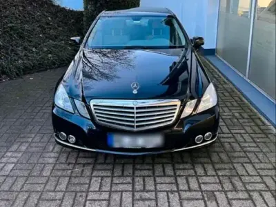 Gebraucht Mercedes 350 243 PS (178 kW) 2010 Schwarz Limousine