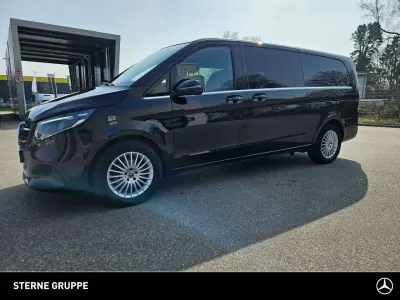 Usata Mercedes V300 Avantgarde 237 CV (174 kW) 2025 Nero Monovolume