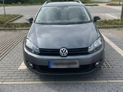 Gebraucht VW Golf VII Match 105 PS (77 kW) 2012 Grau Kombi