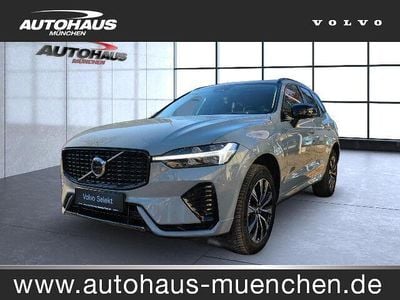 Vapour grey / (metallic) Gebraucht 2023 Volvo XC60 Plus SUV | 38.990 € (Guter Preis)