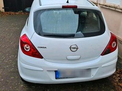 Gebraucht Opel Corsa 69 PS (50 kW) 2014 Weiß Kleinwagen