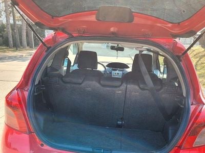 Gebraucht Toyota Yaris 69 PS (50 kW) 2008 Rot Kleinwagen