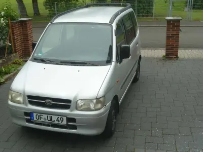 Gebraucht Daihatsu Move 56 PS (41 kW) 2000 Silber Van / Kleinbus