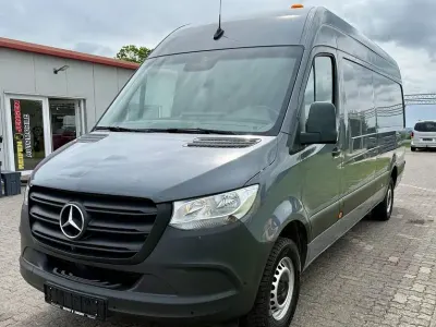 Gebraucht Mercedes Sprinter 190 PS (139 kW) 2020 Grau Van