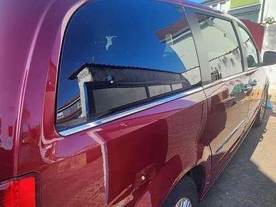 Gebraucht Chrysler Town & Country 287 PS (211 kW) 2012 Rot Van / Kleinbus