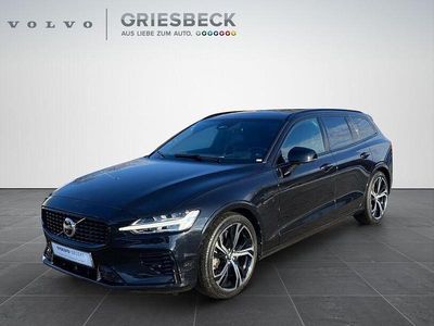 Second-hand Volvo V60 Ultimate 455 CP (334 kW) 2022 Negru Break