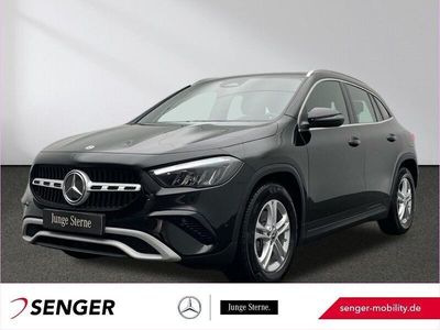 Gebraucht Mercedes GLA200 163 PS (119 kW) 2024 Schwarz SUV