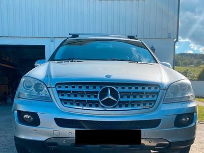 Mercedes ML320