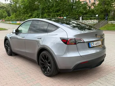 Occasion Tesla Model Y Long Range AWD 274 kW (373 PK) 2023 Grijs SUV