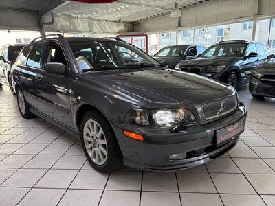 Gebraucht Volvo V40 Comfort 165 PS (121 kW) 2001 Grau Kombi