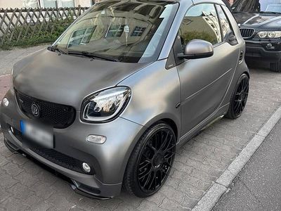 Grau Gebraucht 2017 Smart ForTwo Cabrio Brabus Cabrio | 24.999 € (Teuer)