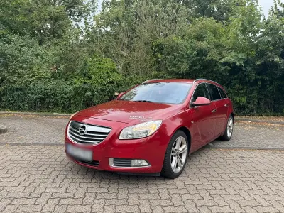 Gebraucht Opel Insignia 160 PS (117 kW) 2010 Rot Kombi