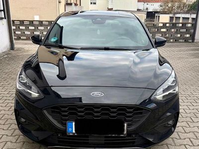 Gebraucht Ford Focus ST-Line 150 PS (110 kW) 2019 Schwarz Limousine