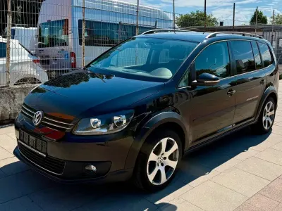 Gebraucht VW Touran Cross 140 PS (102 kW) 2013 Schwarz Van / Kleinbus