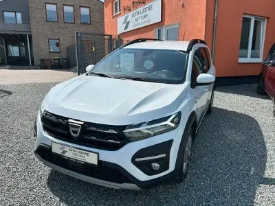 Gebraucht Dacia Jogger Comfort 101 PS (74 kW) 2022 Weiß Van / Kleinbus