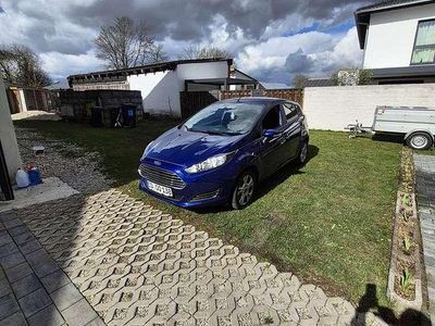 Gebraucht Ford Fiesta Trend 80 PS (58 kW) 2014 Kleinwagen