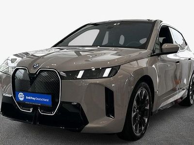 Grau Neu 2025 BMW iX SUV | 84.880 € (Guter Preis)