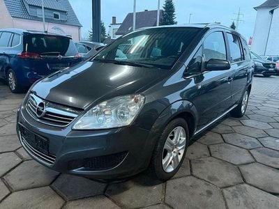 Grau Gebraucht 2009 Opel Zafira Edition Van / Kleinbus | 3.799 € (Fairer Preis)