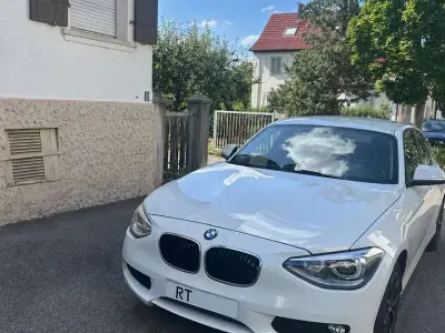 Gebraucht BMW 116 136 PS (100 kW) 2011 Weiß Kleinwagen