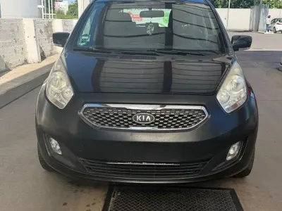 Używany Kia Venga Spirit 128 KM (94 kW) 2011 Czarny Hatchback