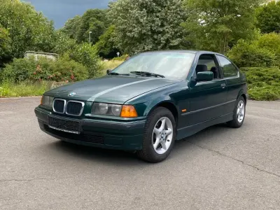Gebraucht BMW 316 105 PS (77 kW) 1999 Grün Kleinwagen