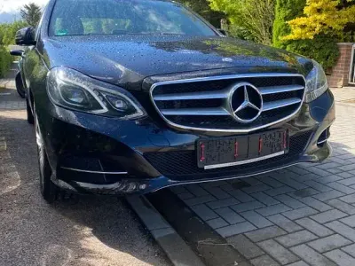 Gebraucht Mercedes E350 258 PS (189 kW) 2017 Schwarz Limousine