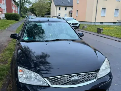 Gebraucht Ford Mondeo 125 PS (91 kW) 2006 Schwarz Kombi
