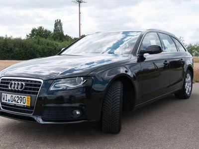 Gebraucht Audi A4 143 PS (105 kW) 2011 Schwarz metallic Kombi