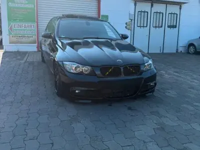 Gebraucht BMW 320 M Sport 163 PS (119 kW) 2007 Schwarz Limousine
