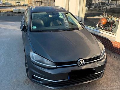 Gebraucht VW Golf VII Join 116 PS (85 kW) 2018 Grau Kombi